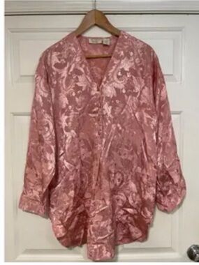 Vintage Victoria's Secret Gold Label Pink Jacquard Satin sleep shirt Gown Small